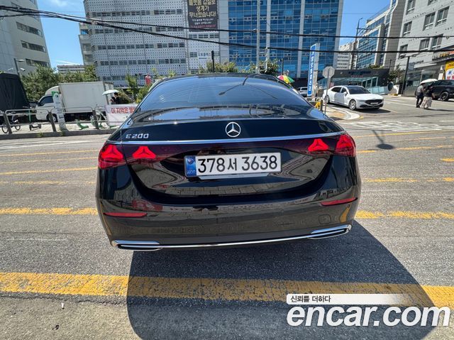 Mercedes-Benz E-Class из Кореи Encar