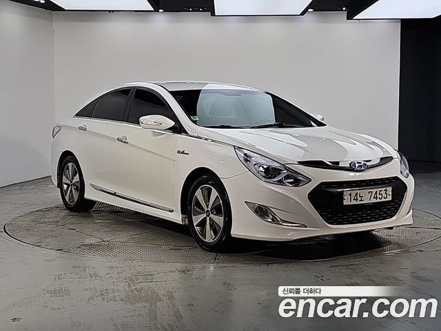 Hyundai Sonata 2.0 Premier — пробег 180 000 км — фото 2 из 5