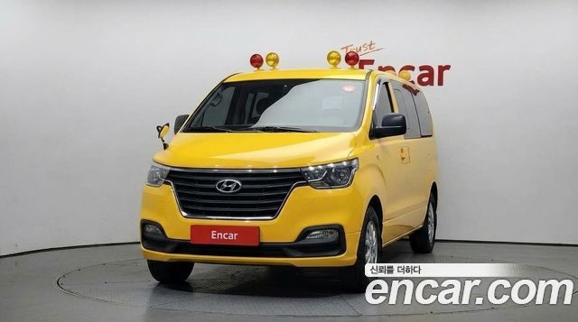 Hyundai Starex 4WD School Bus — пробег 95 639 км — фото 3 из 5