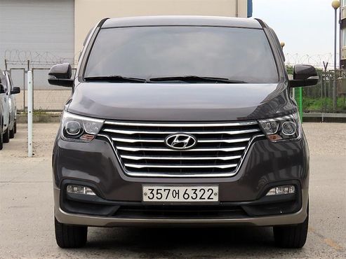 Hyundai Starex Urban 9-Seater Exclusive — пробег 59 295 км — фото 2 из 5