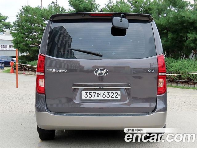 Hyundai Starex Urban 9-Seater Exclusive — пробег 59 295 км — фото 4 из 5