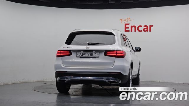 Mercedes-Benz GLC-Class GLC220 d 4MATIC — пробег 69 661 км — фото 4 из 5