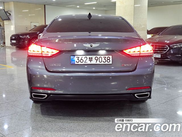 Hyundai Genesis из Кореи Encar