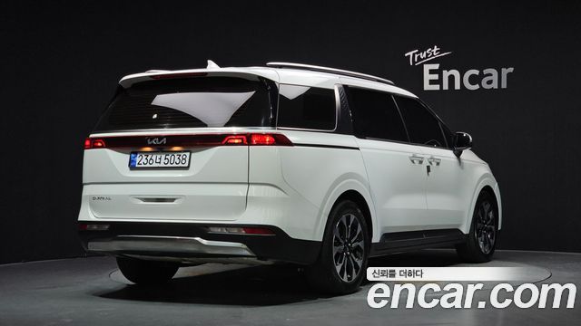 Kia Carnival из Кореи Encar