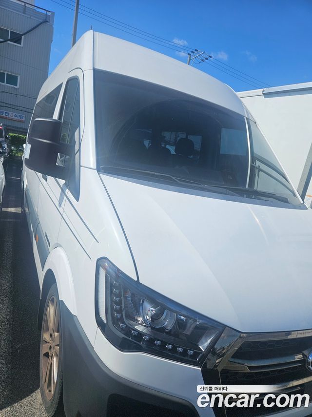 Hyundai Solati 15-seater Luxury — пробег 48 000 км — фото 2 из 5