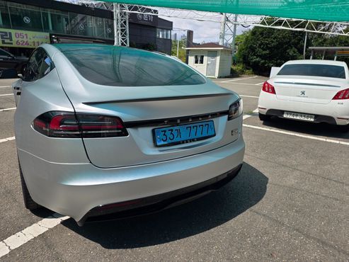 Tesla Model S Plaid — пробег 25 800 км — фото 5 из 5
