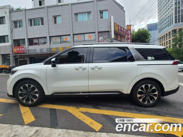 Kia Carnival Gasoline 9-Seater Signature — пробег 15 477 км — фото 1 из 5