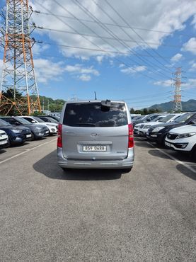 Hyundai Starex 5-Seater LPi VAN Smart — пробег 147 986 км — фото 4 из 5