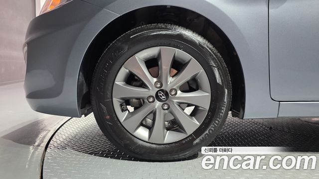 Hyundai Accent из Кореи Encar