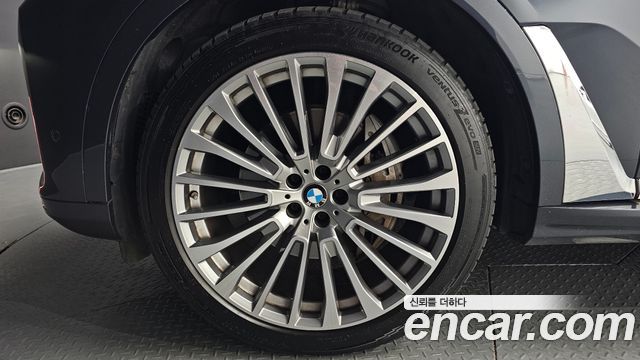 BMW X7 xDrive 40d Design Pure Excellence 7-Seater — пробег 146 002 км — фото 5 из 5