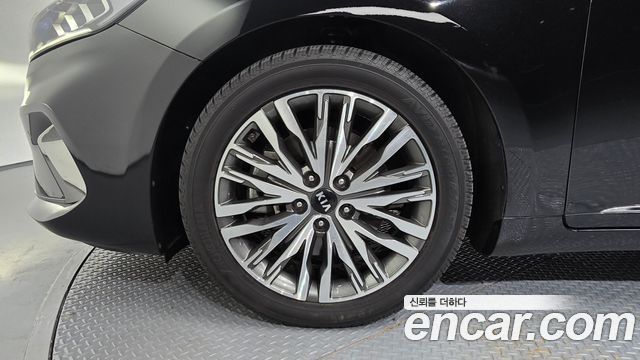 Kia K7 из Кореи Encar