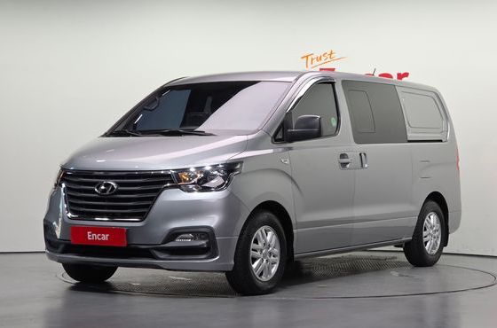 Hyundai Starex Van 5-Seater Modern — пробег 201 693 км — фото 1 из 5