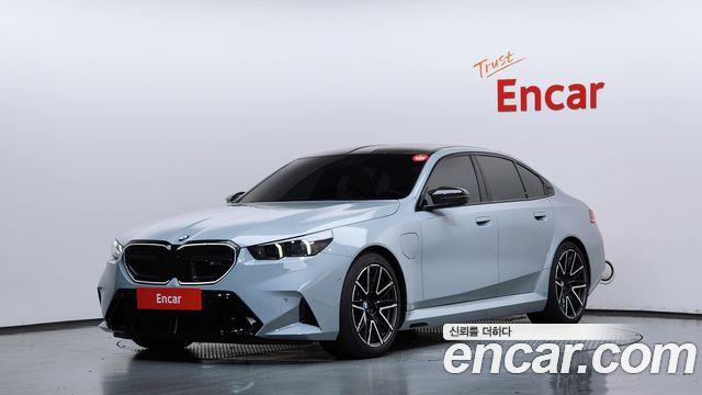 BMW M5 M5 Sedan — пробег 5 048 км — фото 1 из 5