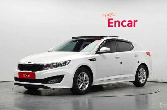 Kia K5 2.0 Deluxe — пробег 110 000 км — фото 1 из 5