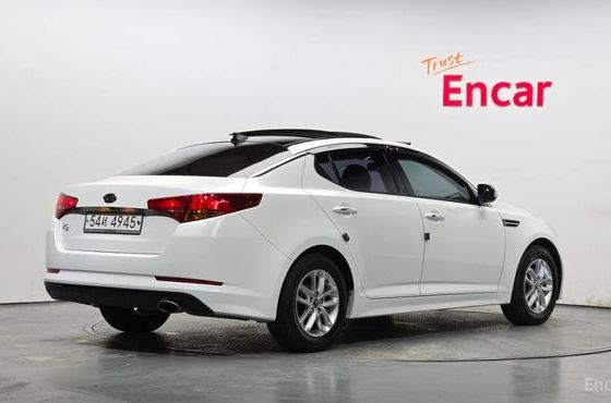 Kia K5 2.0 Deluxe — пробег 110 000 км — фото 2 из 5