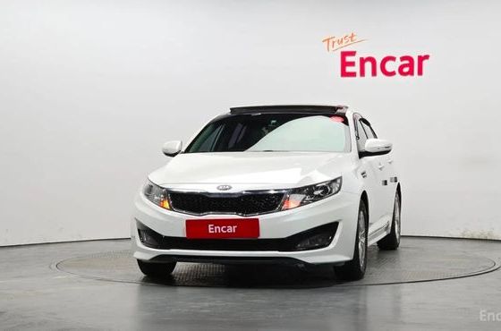 Kia K5 2.0 Deluxe — пробег 110 000 км — фото 3 из 5