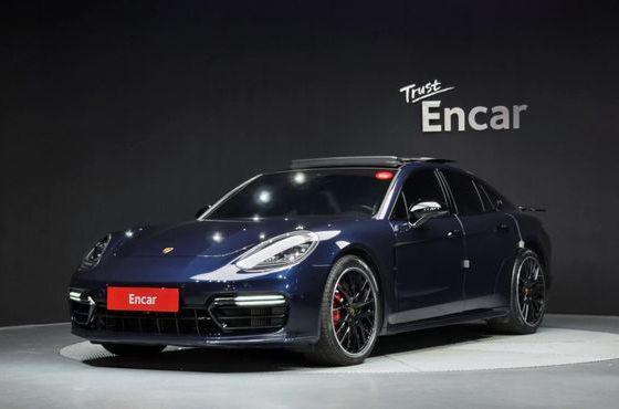 Porsche Panamera 4.0 GTS — пробег 81 252 км — фото 1 из 5