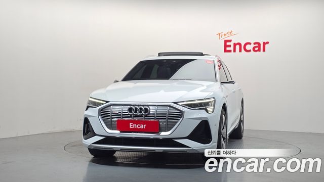 Audi e-tron 55 Quattro Sportback — пробег 98 123 км — фото 3 из 5