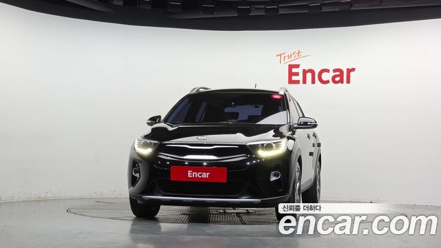 Kia Stonic из Кореи Encar