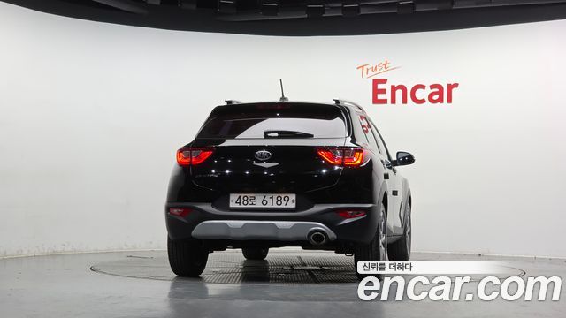 Kia Stonic из Кореи Encar