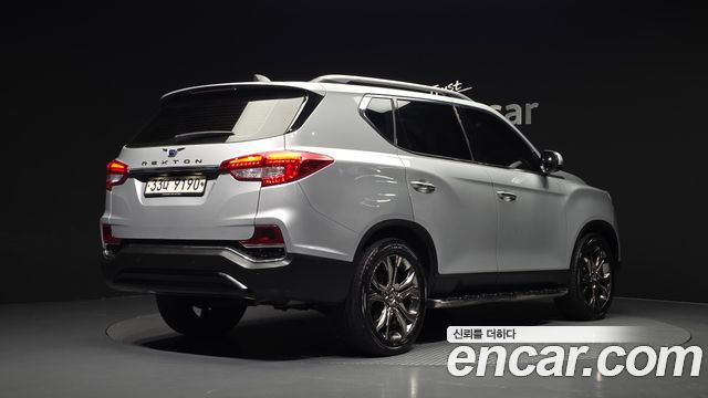 Ssangyong Rexton Diesel 2.2 2WD Majesty — пробег 90 366 км — фото 2 из 5