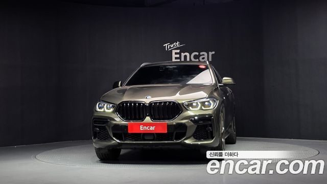 BMW X6 xDrive40i M Sport — пробег 66 467 км — фото 3 из 5