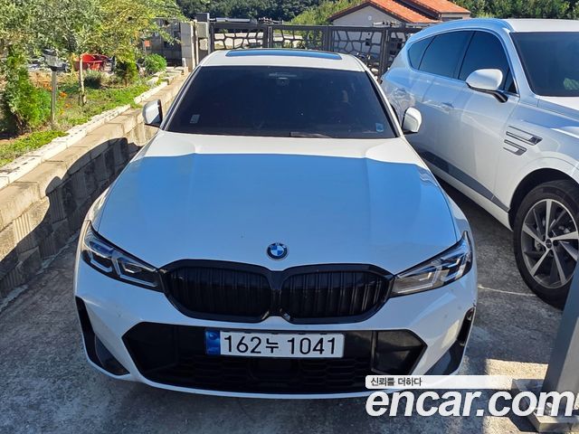 BMW 3-Series 320i M Sport — пробег 43 500 км — фото 1 из 5