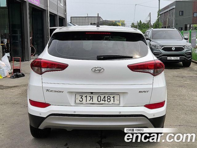 Hyundai Tucson Diesel 2.0 2WD Style Special — пробег 69 406 км — фото 4 из 5