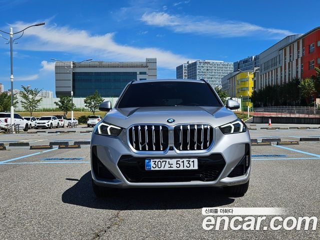 BMW X1 xDrive 20i M Sport — пробег 19 500 км — фото 1 из 5