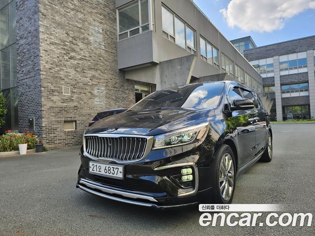 Kia Carnival 9-Seater Noblesse Special — пробег 163 000 км — фото 2 из 5