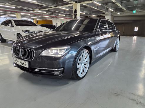 BMW 7-Series 750Li xDrive Individual — пробег 98 760 км — фото 1 из 5