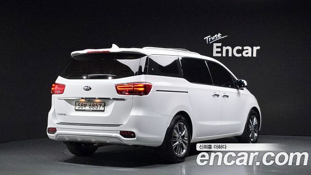 Kia Carnival Gasoline 9-Seater Noblesse Special — пробег 88 350 км — фото 2 из 5