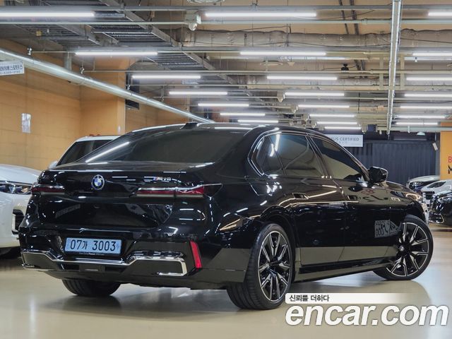 BMW i7 из Кореи Encar