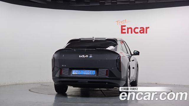 Kia EV4 Long Range 2WD Air — пробег 5 091 км — фото 4 из 5