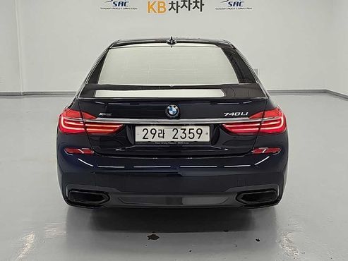 BMW 7-Series 740Li xDrive M Sport Package — пробег 143 975 км — фото 4 из 5