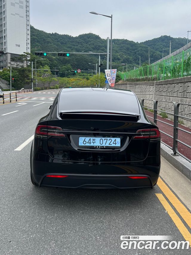 Tesla Model X AWD — пробег 13 200 км — фото 2 из 4