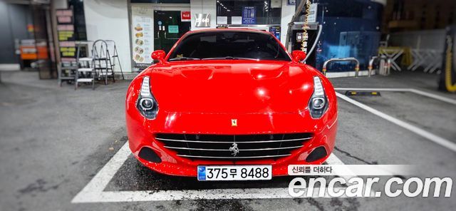 Ferrari California T 3.9 V8 — пробег 27 800 км — фото 2 из 5