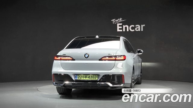BMW 7-Series из Кореи Encar