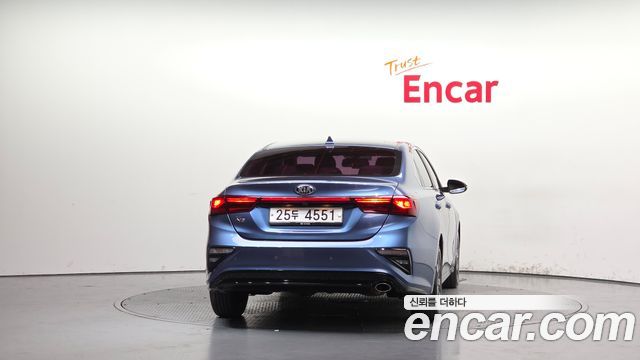 Kia K3 из Кореи Encar