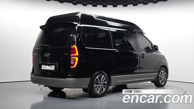 Hyundai Starex Urban 9-Seater Exclusive — пробег 154 525 км — фото 2 из 5