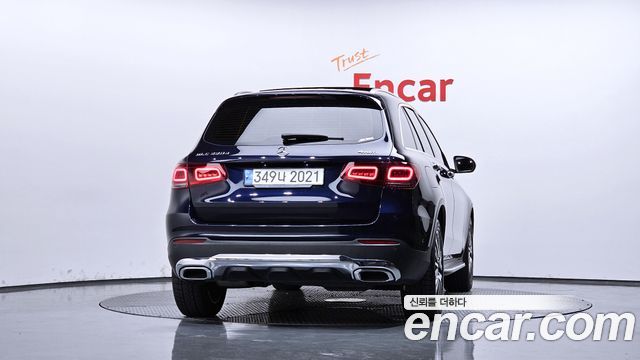 Mercedes-Benz GLC-Class GLC220 d 4MATIC — пробег 72 372 км — фото 4 из 5