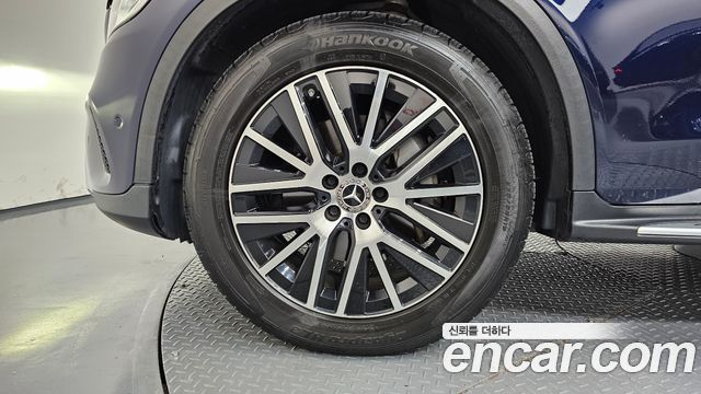Mercedes-Benz GLC-Class GLC220 d 4MATIC — пробег 72 372 км — фото 5 из 5