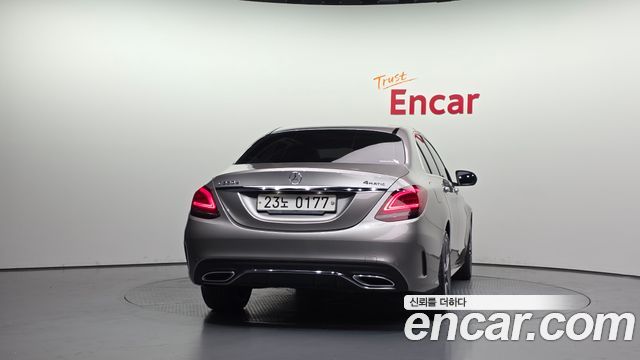 Mercedes-Benz C-Class C220 d 4MATIC AMG Line — пробег 67 368 км — фото 4 из 5