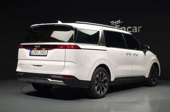 Kia Carnival Diesel 7-Seater Outdoor Noblesse — пробег 23 576 км — фото 2 из 5