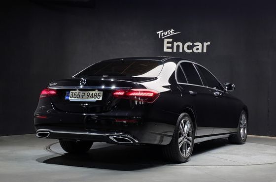 Mercedes-Benz E-Class E250 Avantgarde — пробег 25 854 км — фото 2 из 5