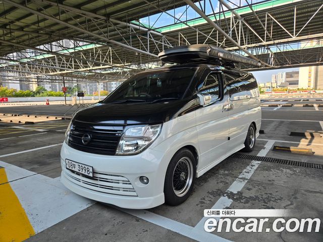 Nissan Elgrand из Кореи Encar