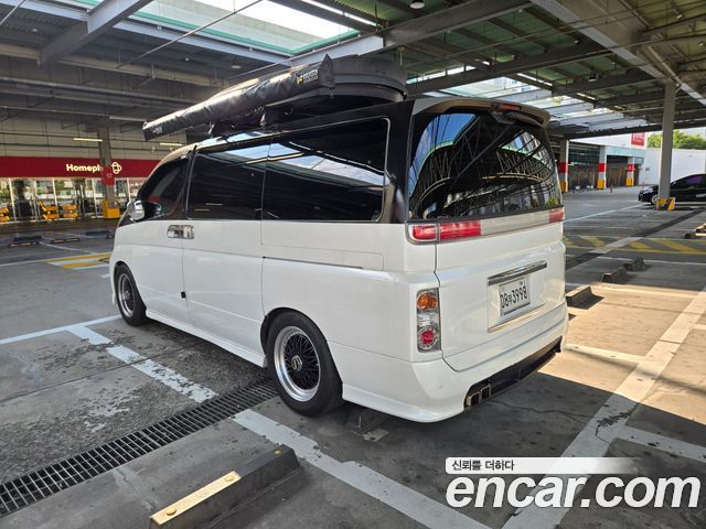 Nissan Elgrand из Кореи Encar