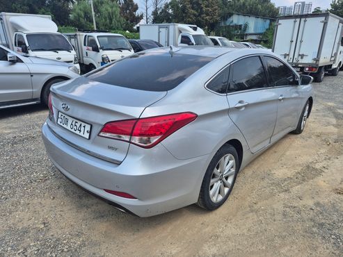 Hyundai i40 1.7 VGT Modern — пробег 260 000 км — фото 5 из 5