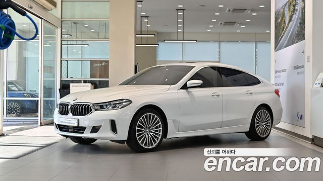 BMW Gran Turismo 640i xDrive Luxury — пробег 61 132 км — фото 1 из 5