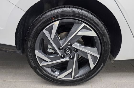 Hyundai AVANTE 1.6 Modern — пробег 7 623 км — фото 5 из 5